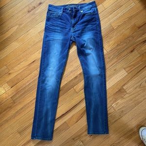 American Eagle men’s Extreme Flex jeans. Size 29x32 Slim.